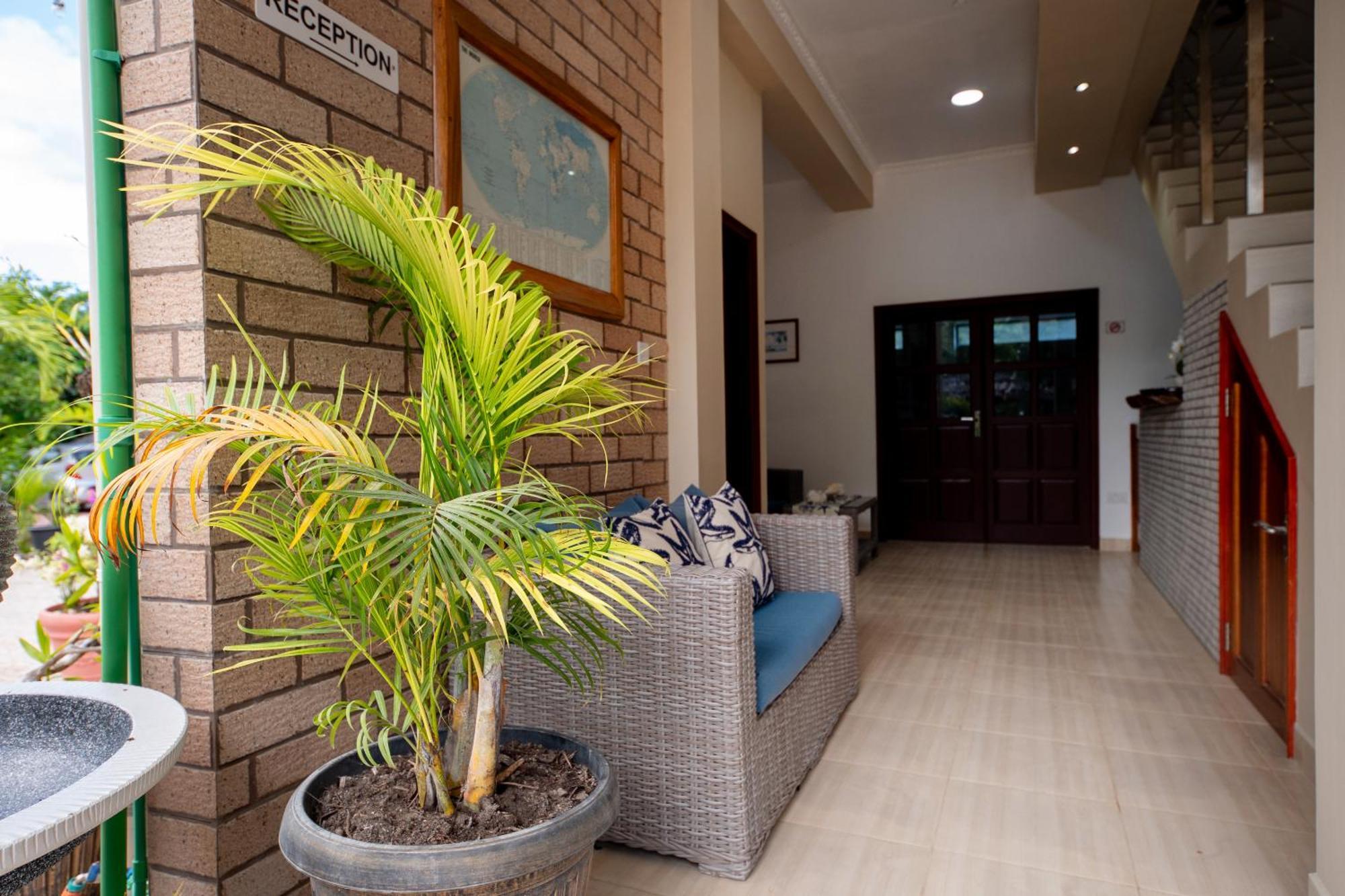 Bijoutier Apartments Grand Anse  Bagian luar foto