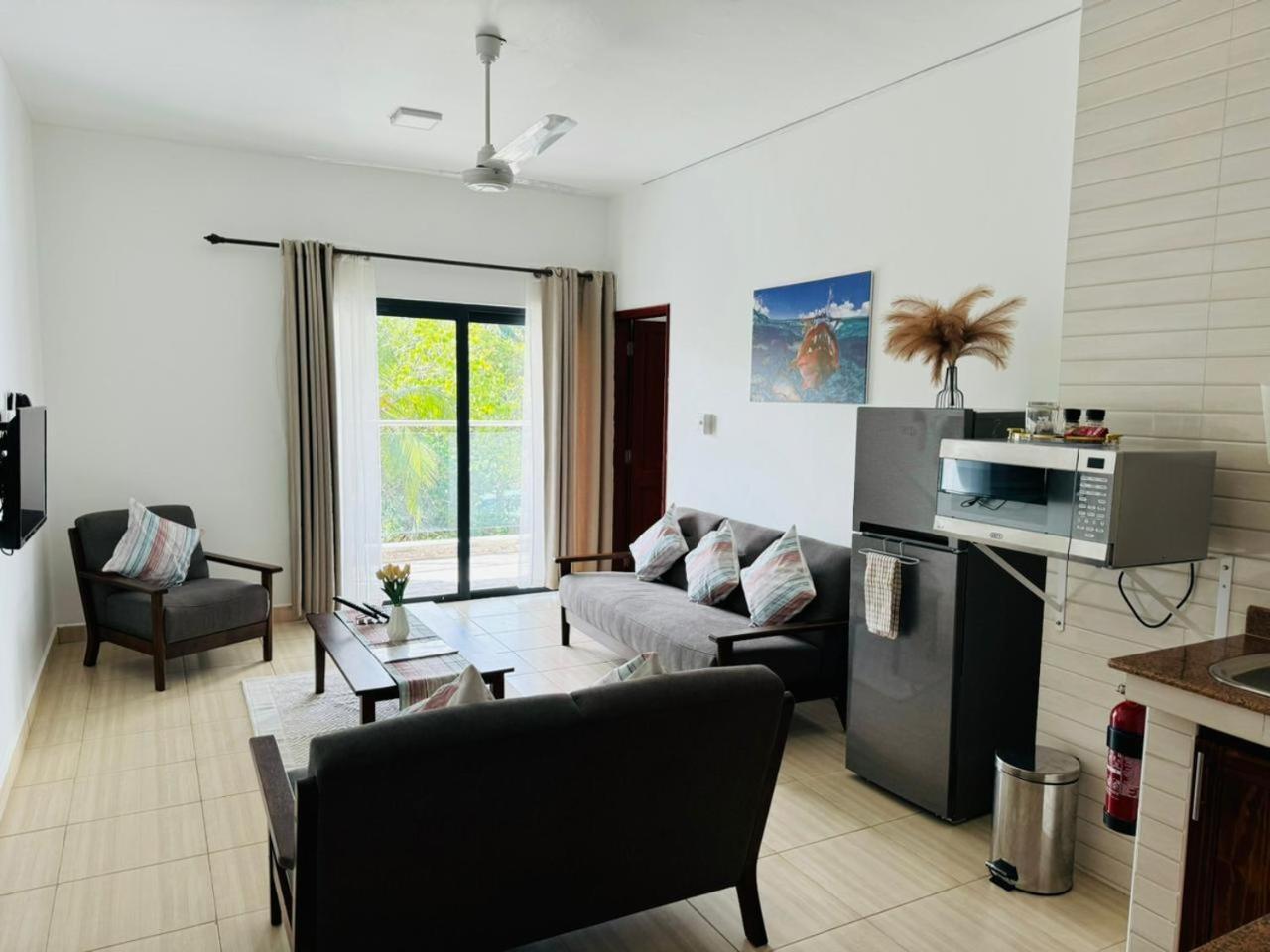 Bijoutier Apartments Grand Anse  Bagian luar foto