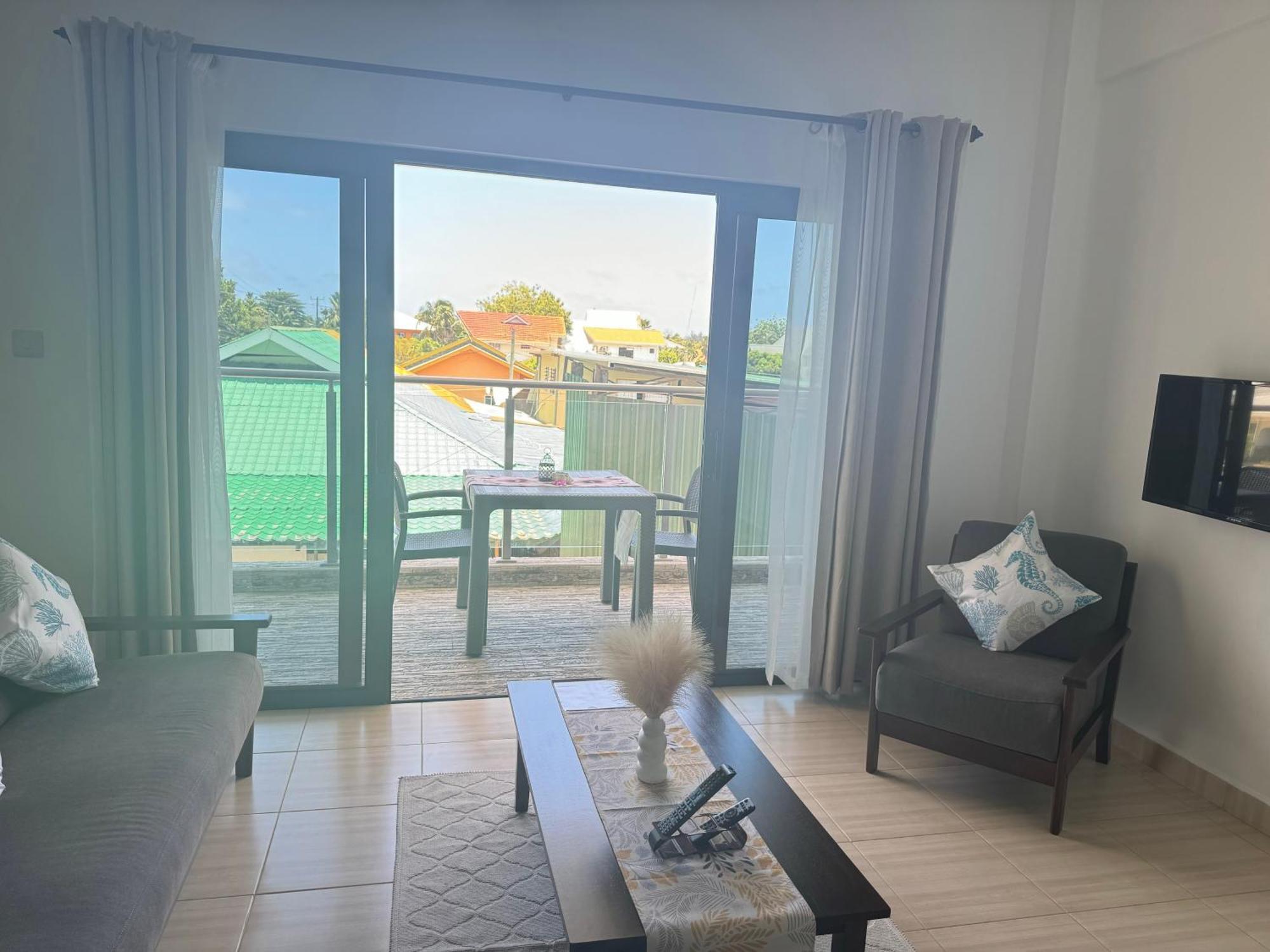 Bijoutier Apartments Grand Anse  Bagian luar foto